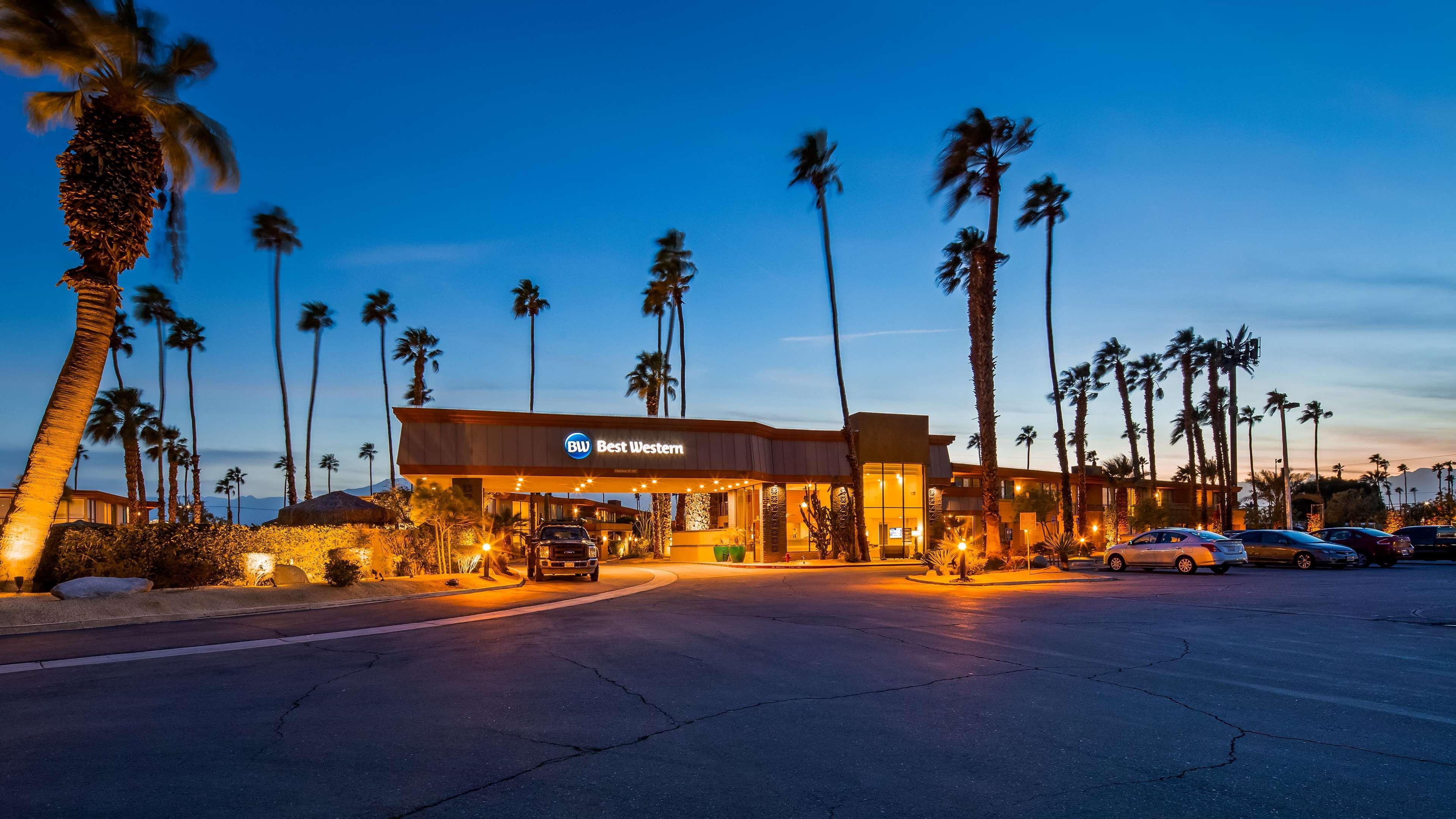 Best Western Date Tree Hotel Indio Bagian luar foto